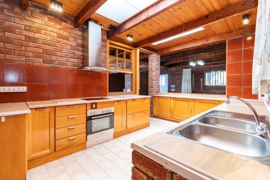 To Let 3 Bedroom Property for Rent in Bakoven Western Cape